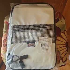 White and Black Gorilla Grip Packing Cubes, New